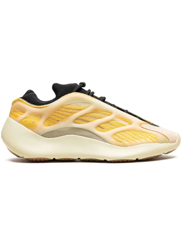 Adidas Yееzy 700 V3 Safflower